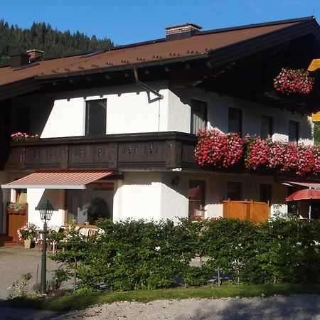 Gaestehaus Christl Радщат Екстериор снимка